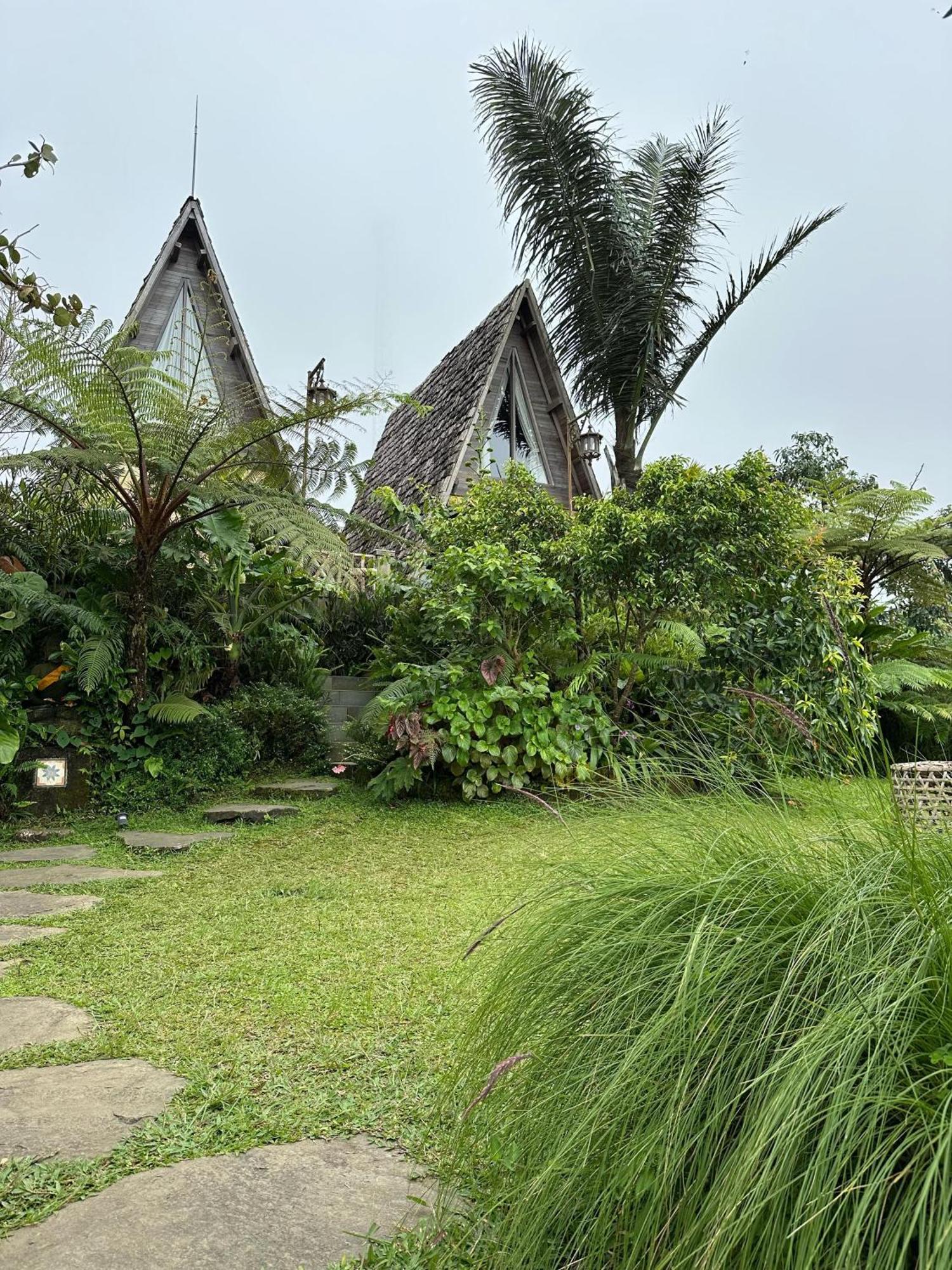 Pondok Kawinaya Сінгараджа Номер фото